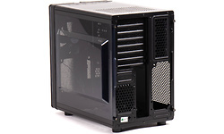 Riotoro CR1088 Prism RGB Window Black/Red