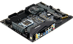 ASRock Z390 Taichi