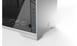 MetallicGear Neo ITX Premium Window Silver