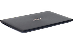Asus Zenbook Pro UX533FD