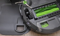 iRobot Roomba i7+ (i7558)