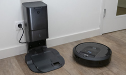 iRobot Roomba i7+ (i7558)