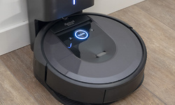 iRobot Roomba i7+ (i7558)