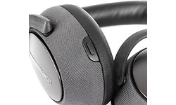 Bowers & Wilkins PX7