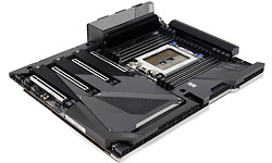 Gigabyte TRX40 Aorus Xtreme