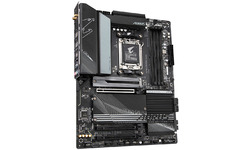 Gigabyte X670 Aorus Elite AX