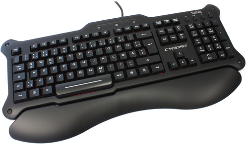 Mad Catz Cyborg V.5 keyboard