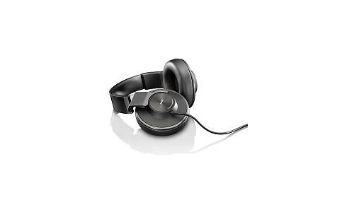 AKG K550