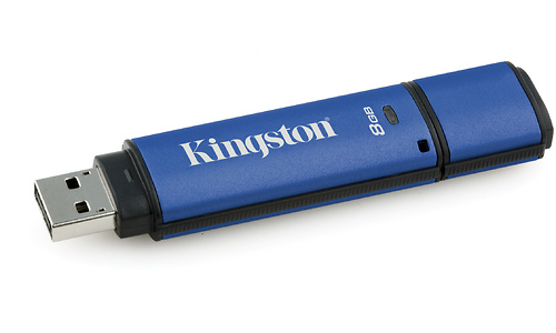 Kingston DataTraveler Vault Privacy 3.0 8GB