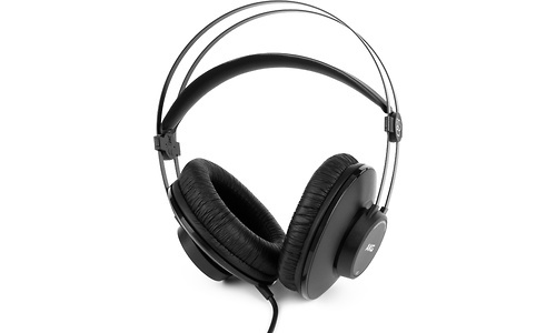 AKG K52