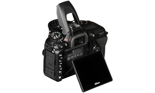 Nikon D7500 18-300 kit Black