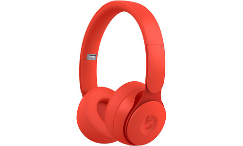Beats Solo Pro 1 Red