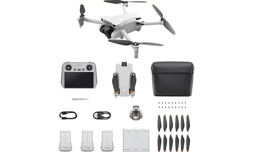 DJI Mini 3 Fly More Combo + Smart Controller