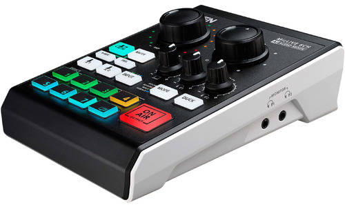 Aten UC8000 Podcast AI Audio Mixer MicLive