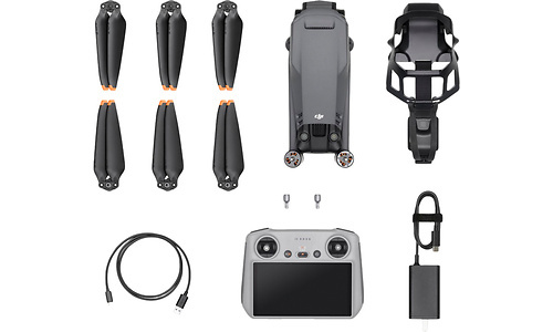 DJI Mavic 3 Pro + Smart Controller
