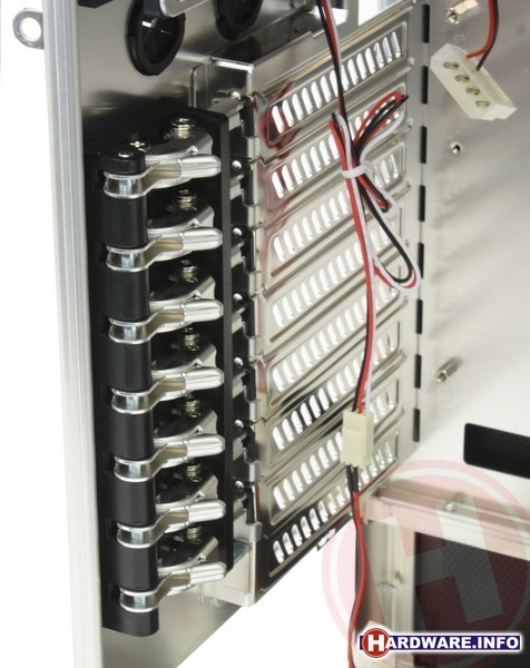 Lian Li PC-B25F