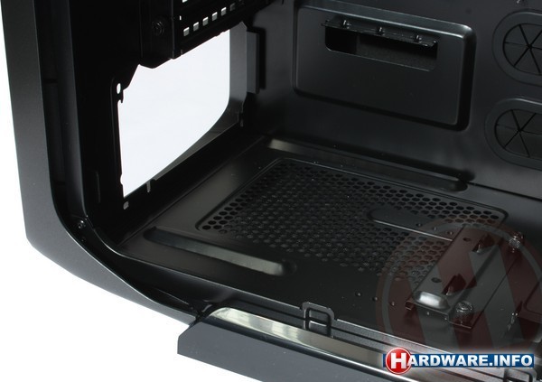 Corsair Graphite 600T