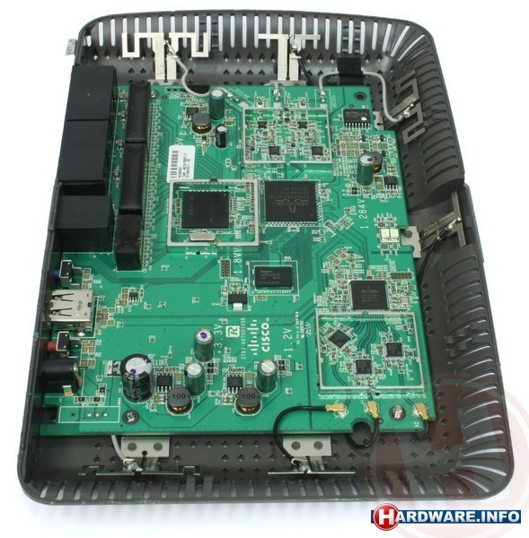 Linksys E4200 Maximum Performance Wireless-N Router