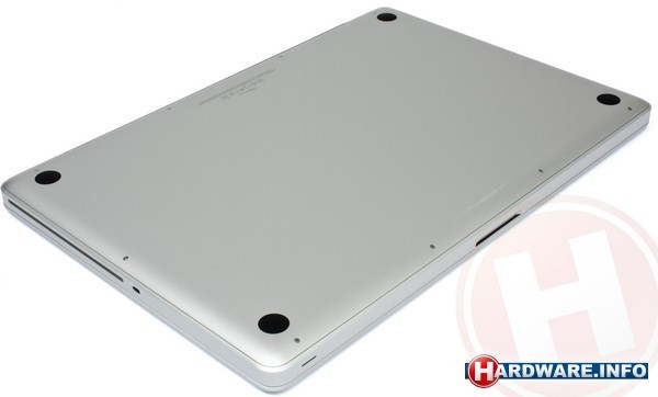 Apple MacBook Pro 17 inch (MC725N/A)