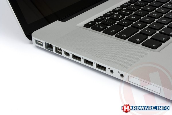 Apple MacBook Pro 17 inch (MC725N/A)