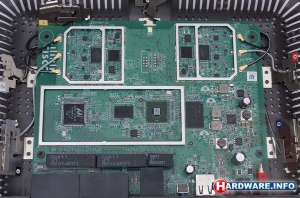 Linksys E4200 Maximum Performance Dual-Band N Router (V2)