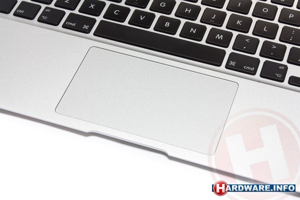 Apple MacBook Air (MD224N/A)