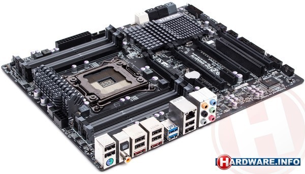 Gigabyte X79-UP4
