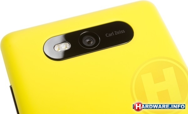 Nokia Lumia 820 Yellow