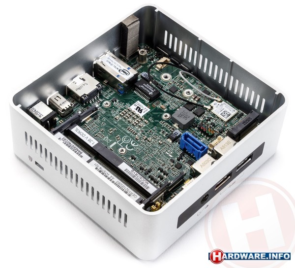Intel NUC5I7RYHR