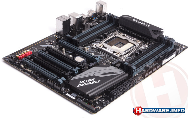 Gigabyte X299 UD4