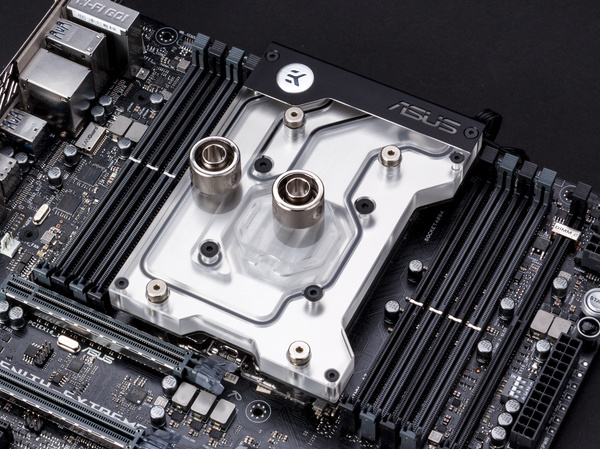 EK Waterblocks ROG ZE RGB Monoblock Nickel