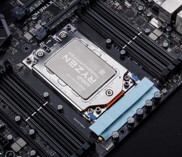 EK Waterblocks ROG ZE RGB Monoblock Nickel