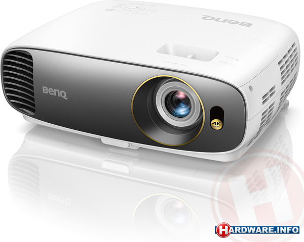BenQ W1700