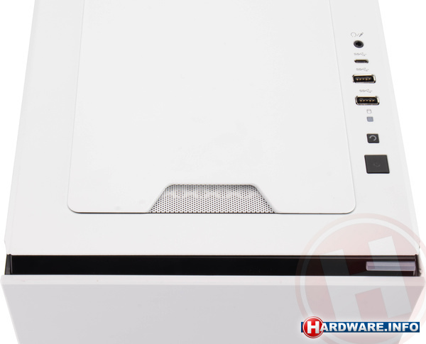 Corsair Carbide 678C White